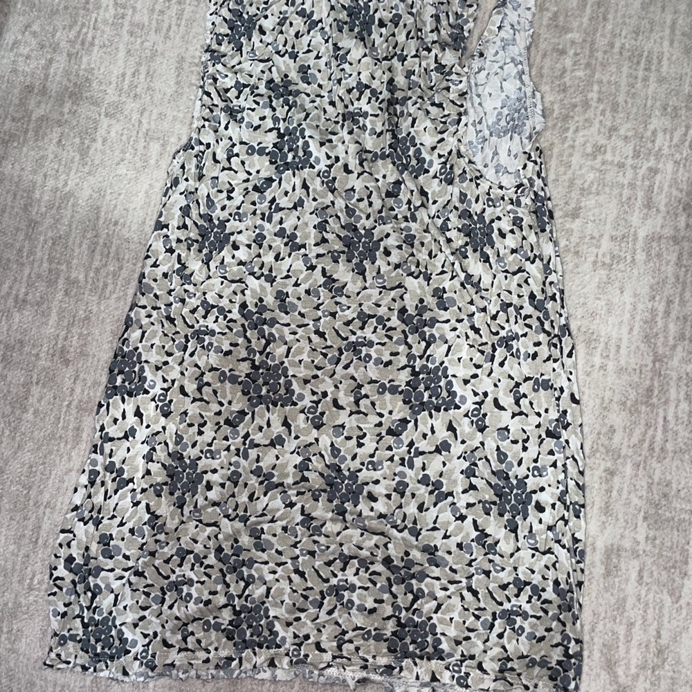 Old Navy Floral Tank Tops - Set of 3 - Picture 8 of 15